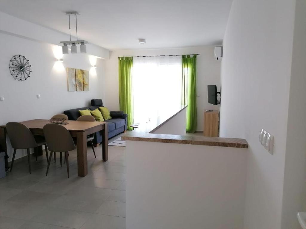 Apartment Apartament Wioletta Ciovo Okrug Gornji *